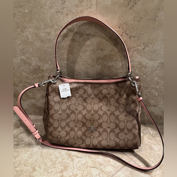 Coach Handbags - Coach Purse NWT